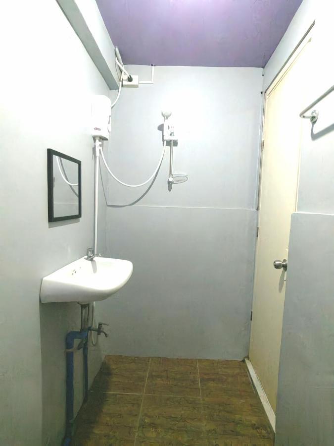 Manila Nomads Hostel מנילה מראה חיצוני תמונה